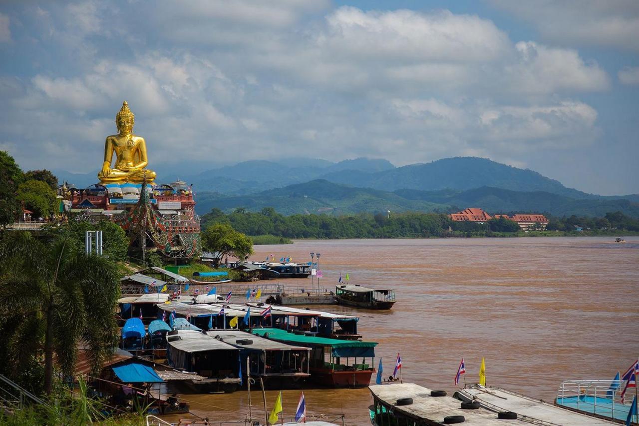 Oyo 359 Golden Nakara Place Chiang Saen Exterior foto