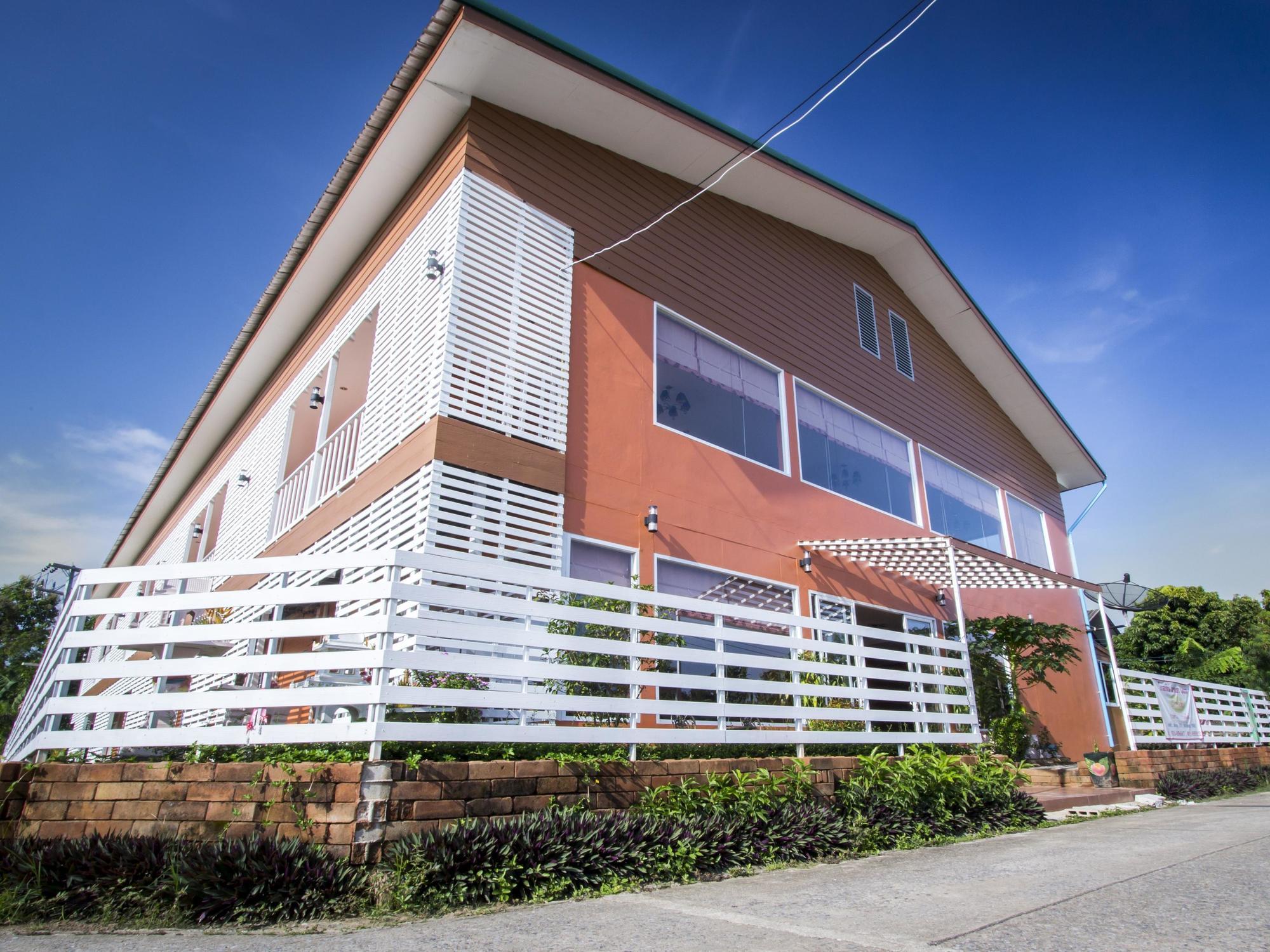 Oyo 359 Golden Nakara Place Chiang Saen Exterior foto