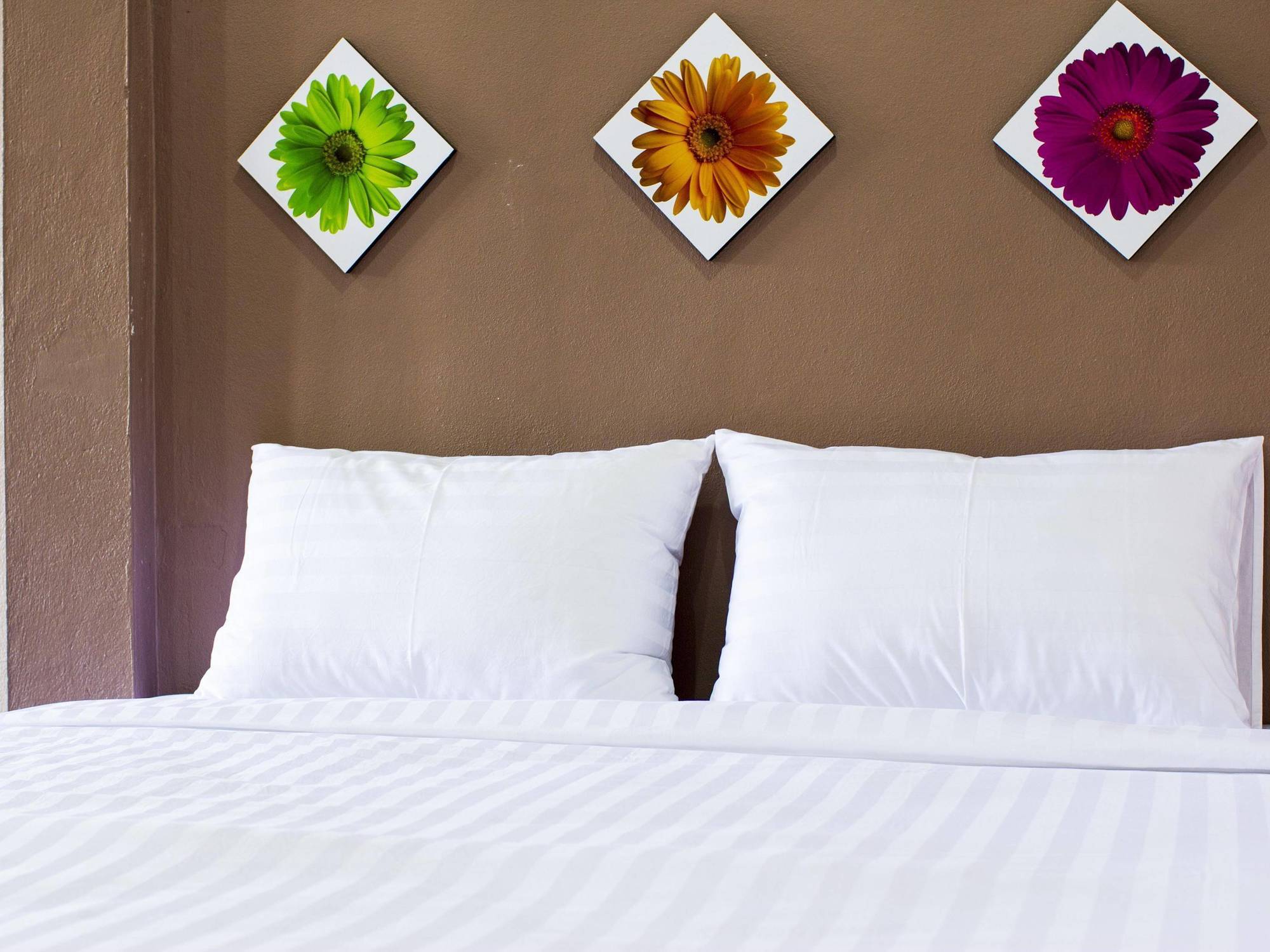 Oyo 359 Golden Nakara Place Chiang Saen Exterior foto